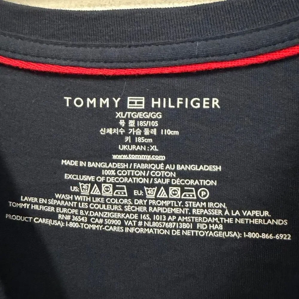 Tommy-hilfiger Men's Navy and Blue T-shirt
